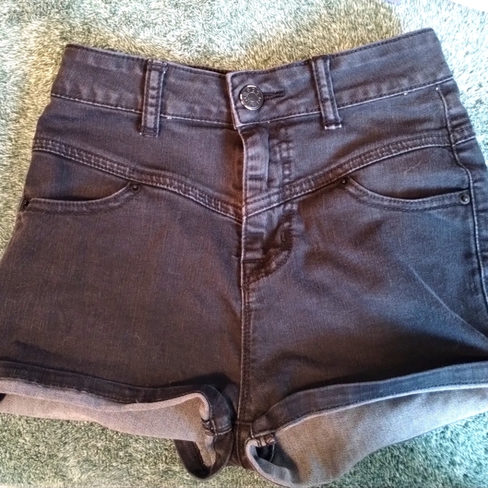 Urban outfitters BDG Black Cuffed shorts